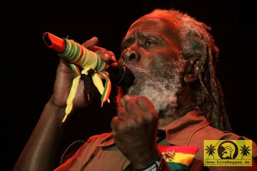 Burning Spear (Jam) and The Young Lions 27. Summer Jam Festival - Fuehlinger See, Koeln - Red Stage 07. Junli 2012 (8).JPG